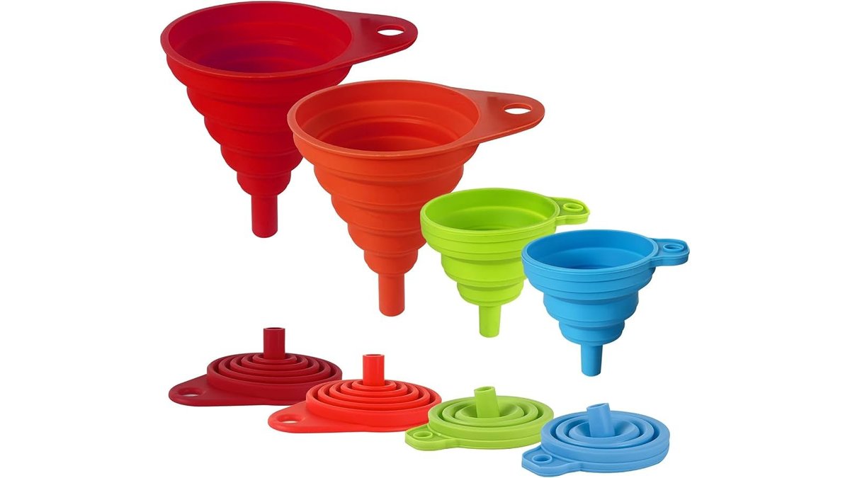 Collapsible silicone funnel for liquids on a kitchen counter